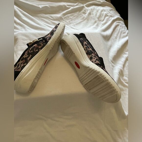 Anne Klein Loafers leopard cheetah print sparkle size 8 like new condition - Picture 10 of 16